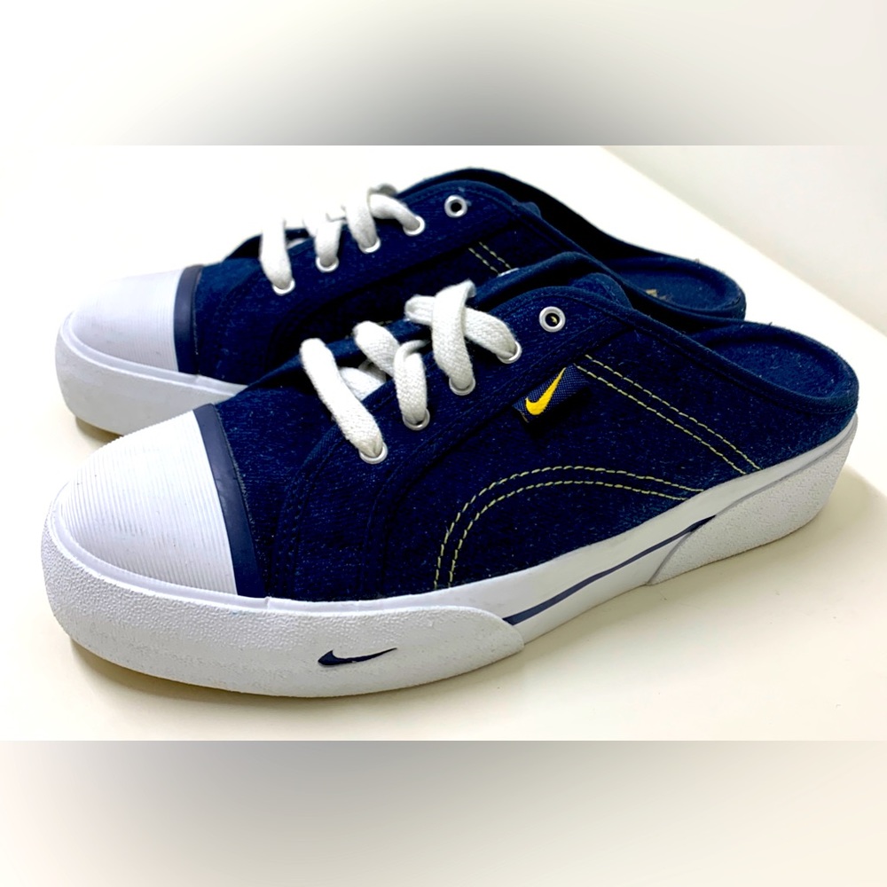 Women’s 6 Vintage Y2K Blue Denim NIKE HERMOSA Clog Sneakers Brand New Old Stock